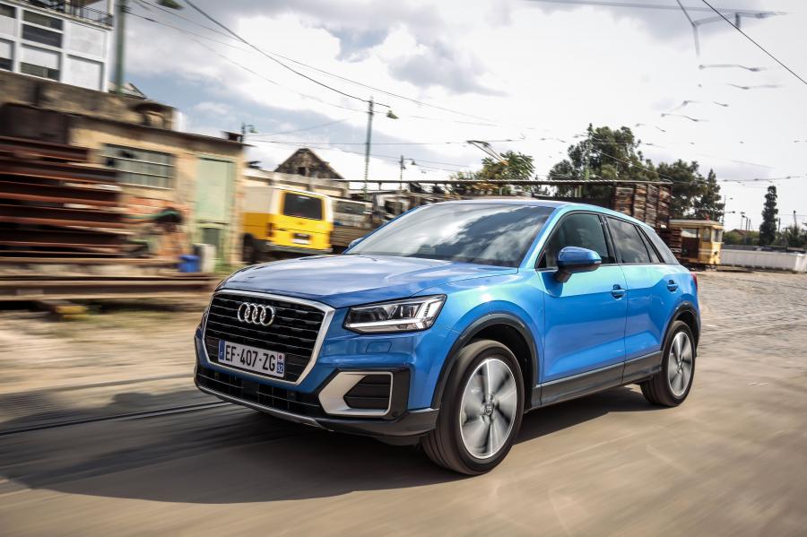  Audi Q2 TFSI Design 2016 года  (WW) (фото 15 из 16)
